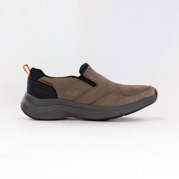 NEW CLARKS men's wave edge in dark taupe - Picture 2 of 6